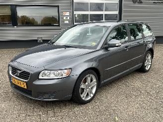 Damaged car Volvo V-50 1.8 Sport 2009/8