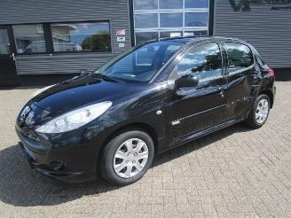 Auto incidentate Peugeot 206+ 1.4 XS 5drs 2011/1