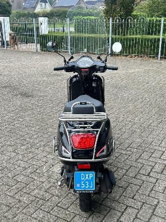 AGM  VX50 picture 4