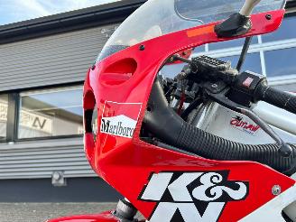 Yamaha FZR 1000  picture 15