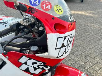 Yamaha FZR 1000  picture 18