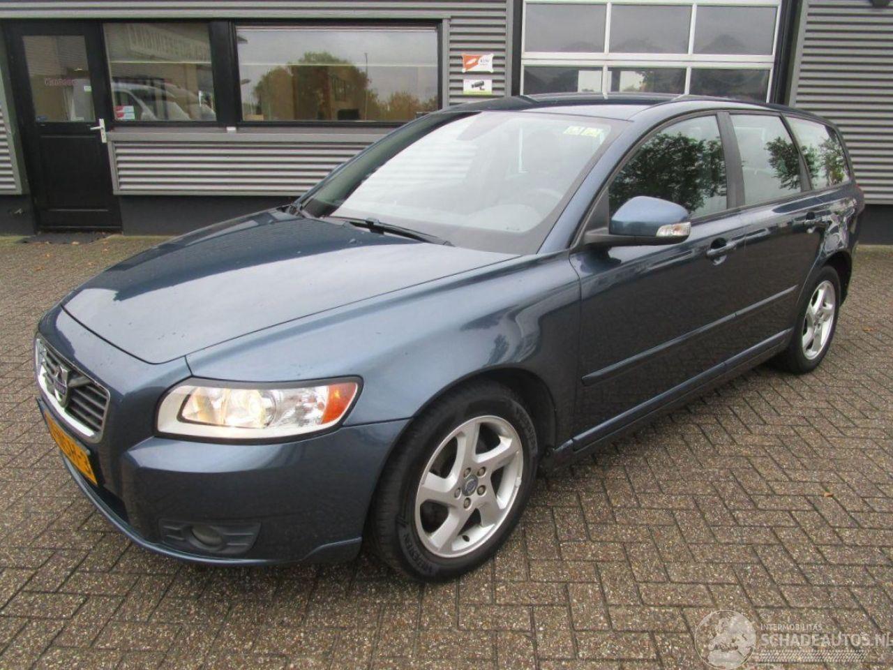 Volvo V-50 2.0 Sport