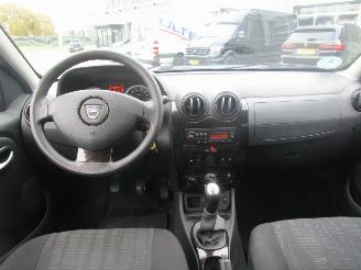Dacia Duster 1.6-16V Laureate 2wd 1e eigenaar picture 11