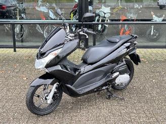  Honda PCX 125  2011/3