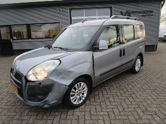 Schadeauto Fiat Doblo 2.0 Multijet Emotion 2010/6
