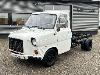 krockskadad bil auto Ford Transit 1750 1970/11