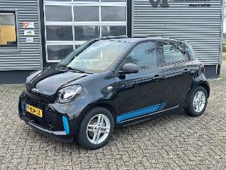 krockskadad bil auto Smart Forfour EQ Comfort 18 kWh 2020/7