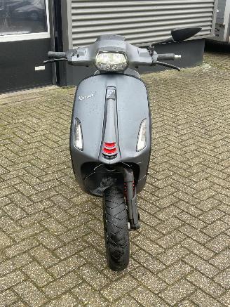 Vespa  Sprint 50 4T picture 8