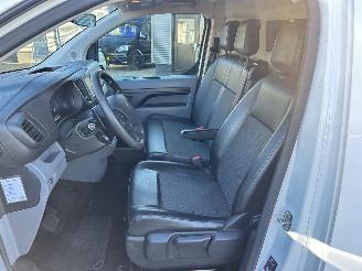 Peugeot Expert 2.0 BlueHDI 120 Standard Automaat picture 10