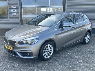 Schadeauto BMW 2-serie 218i Active Tourer Executive 2014/11