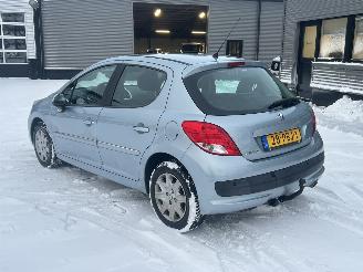 Peugeot 207 1.6 VTi XS Automaat picture 3