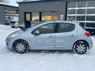 Peugeot 207 1.6 VTi XS Automaat picture 2