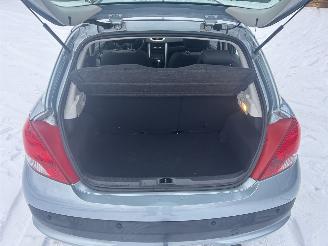 Peugeot 207 1.6 VTi XS Automaat picture 13