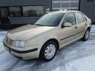škoda osobní automobily Volkswagen Bora 1.6-16V 2001/10
