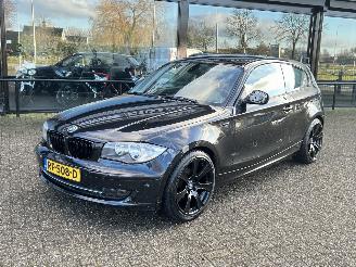 uszkodzony samochody osobowe BMW 1-serie 116i EffDyn. Ed. Business Line Ultimate Edition 2012/3