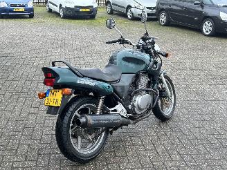 Honda CB 500  picture 3