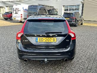 Volvo V-60 2.0 T5 Kinetic 245PK Automaat picture 4