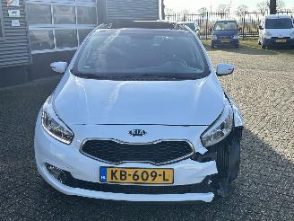 Kia Cee d 1.4 CVVT picture 8