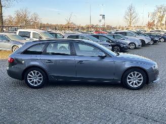 Audi A4 Avant 2.0 TDI Ultra Advance Sport picture 6