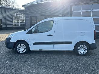 Citroën Berlingo 1.6 BlueHDI 75 Club marge picture 2