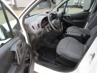 Citroën Berlingo 1.6 BlueHDI 75 Club marge picture 9