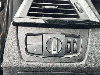 BMW 3-serie 330i Touring M-Sport Automaat picture 20