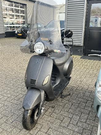 Sym  Partij 6 scooters picture 11
