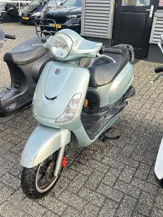Sym  Partij 6 scooters picture 10