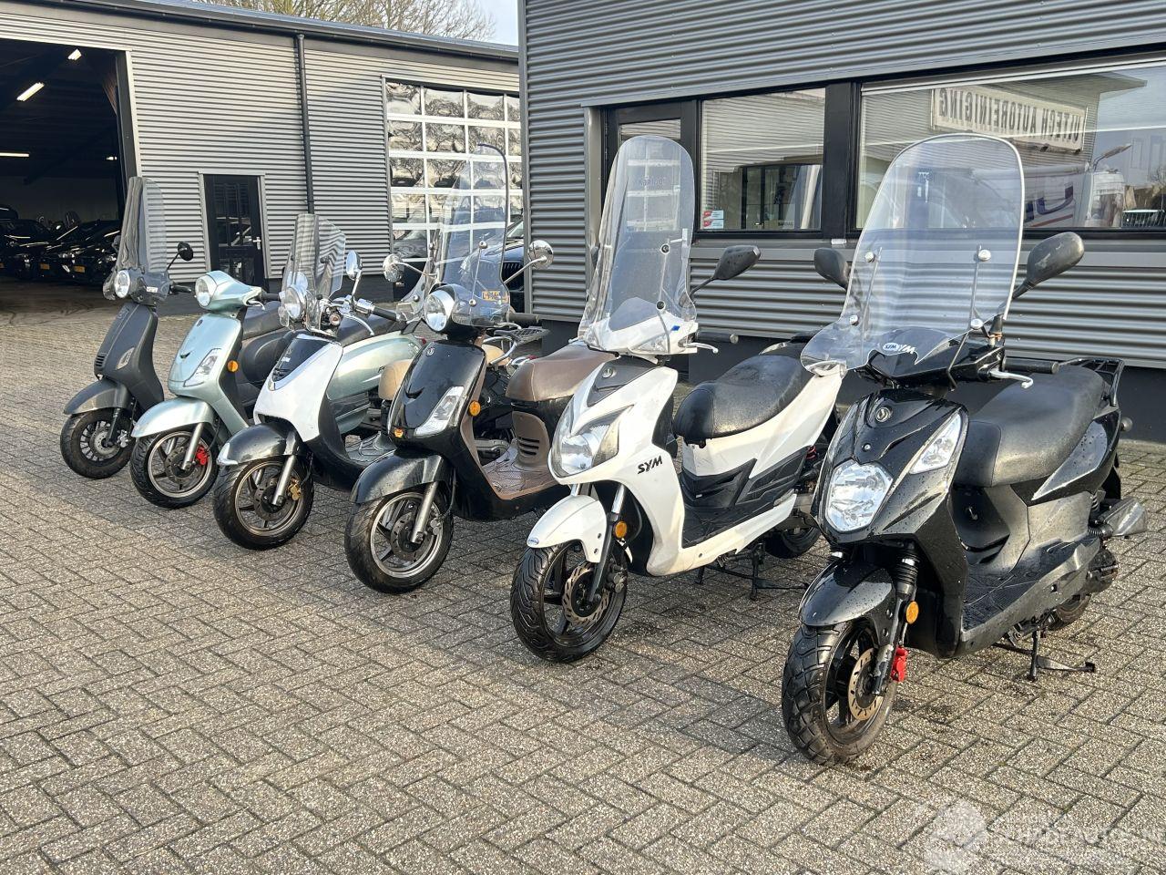 Sym  Partij 6 scooters