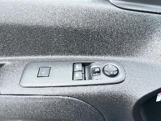 Peugeot Partner 1.5 BlueHDI 100 S&S L1 picture 19
