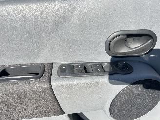 Renault Modus 1.2-16V Authentique picture 15