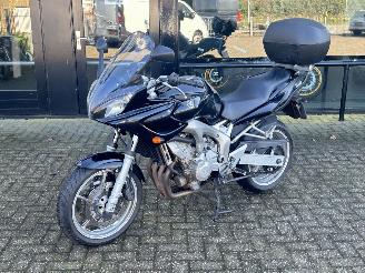 Schade motor Yamaha FZ 6 Fazer  2004/1