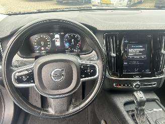 Volvo V-90 2.0 T4 Momentum Automaat picture 18