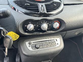 Renault Twingo 1.2 16V Dynamique picture 16