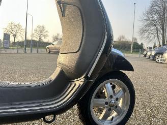 Vespa  LX 50 4T picture 14