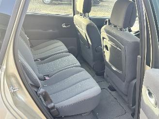 Renault Scenic 1.6-16V Business Line picture 12