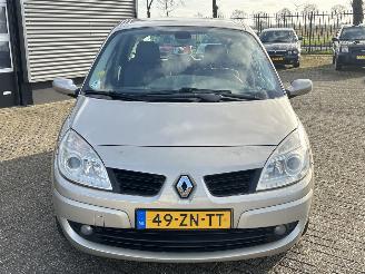 Renault Scenic 1.6-16V Business Line picture 8
