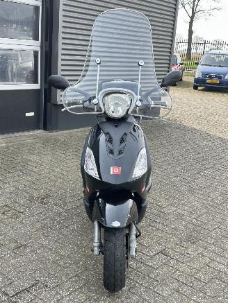 Derbi  Boulevard 50 4T picture 8