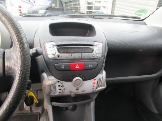 Peugeot 107 1.0-12V Sublime 5drs picture 14