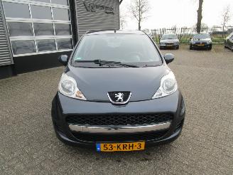 Peugeot 107 1.0-12V Sublime 5drs picture 8