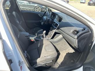 Volvo V-40 1.6 T2 Summum picture 11