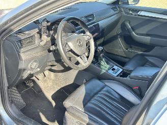 Skoda Superb Combi 2.0 TDI Style Business picture 9