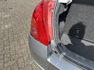 Suzuki Swift 1.3 GLS picture 14