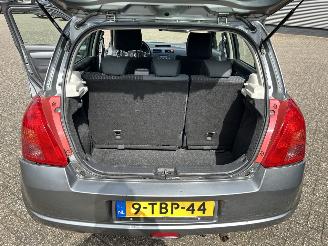 Suzuki Swift 1.3 GLS picture 13