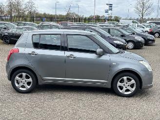 Suzuki Swift 1.3 GLS picture 6