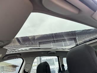 Peugeot 308 SW 1.6 VTi XS picture 22