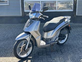 škoda koloběžky Kymco  People S 2008/4