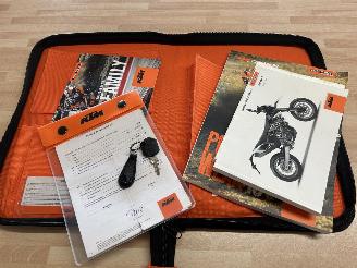 KTM 690 SMC R picture 15
