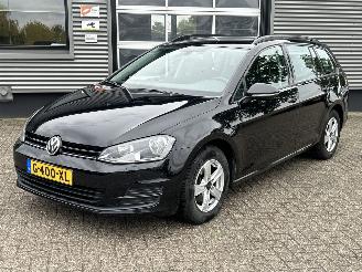 Schadeauto Volkswagen Golf Variant 1.2 TSI Connected Series 2016/2