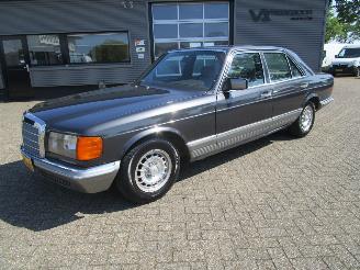 uszkodzony samochody osobowe Mercedes S-klasse 280SE/250D 1982/6